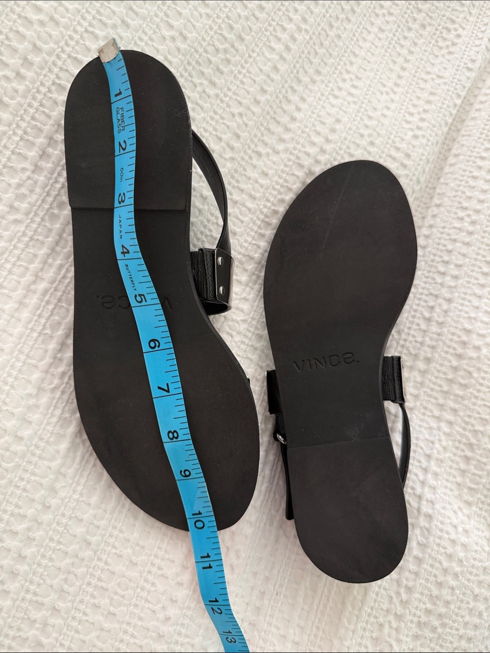 VINCE “Ciara” Black Leather & Silver Metal Plaque Sandals Size 8.5 - Picture 4 of 8